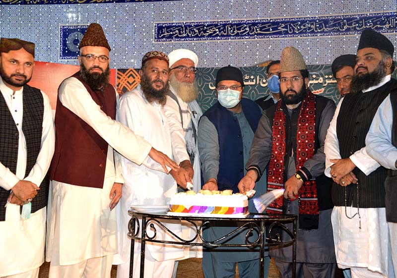 Faith leaders attend Milad feast at MQI secretariat