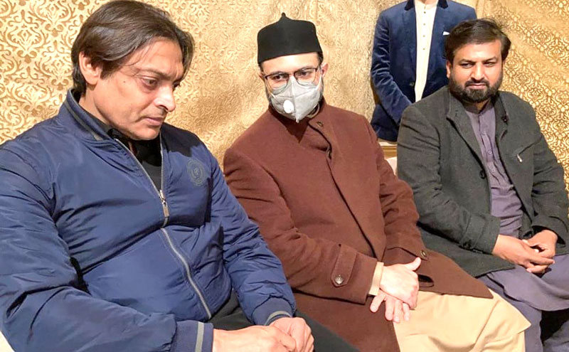 Dr Hassan Mohi-ud-Din Qadri meets Shoaib Akhtar to express his condolences