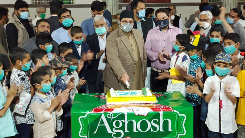 Dr Hussain Mohi-ud-Din Qadri meets children in Aghosh Orpha Care Home