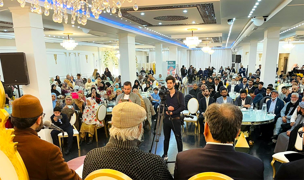 Dr Hassan Mohi-ud-Din Qadri attends Mehfi-e-Samaa event in Denmark