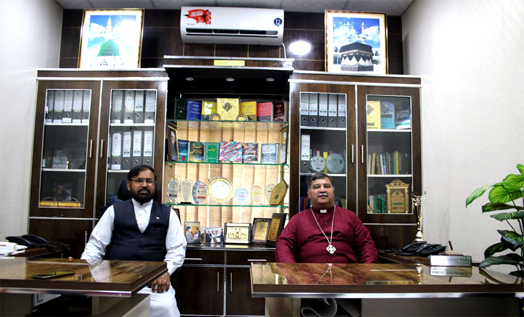 A delegation of Christian community visits Minhaj ul Quran central secretariat -1