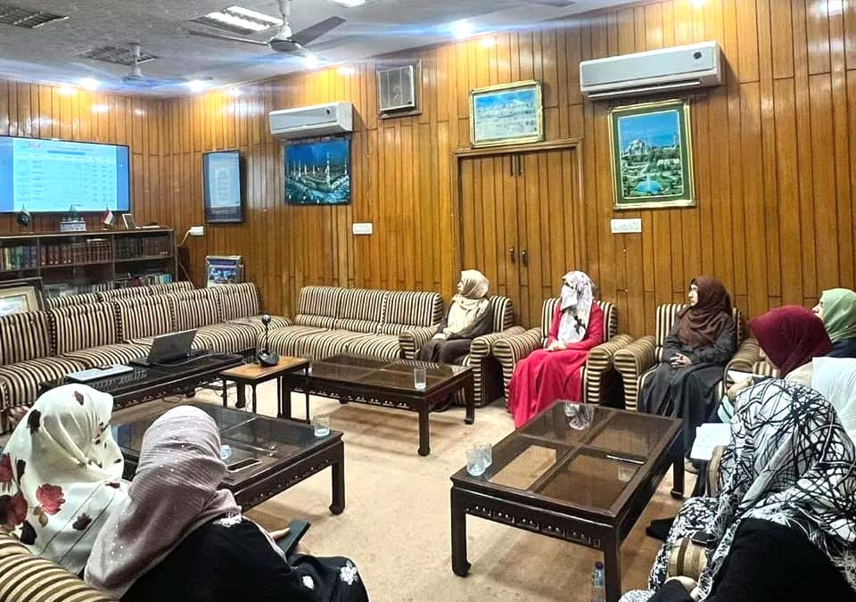 Dr Ghazala Qadri holds meeting with MWL Pakistan to finalize plans for Itikaf 2023