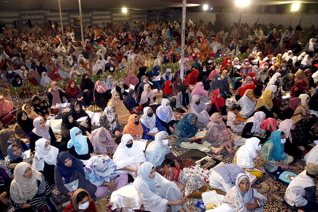 Dr Tahir ul Qadri addressing itikaf city residents 2023