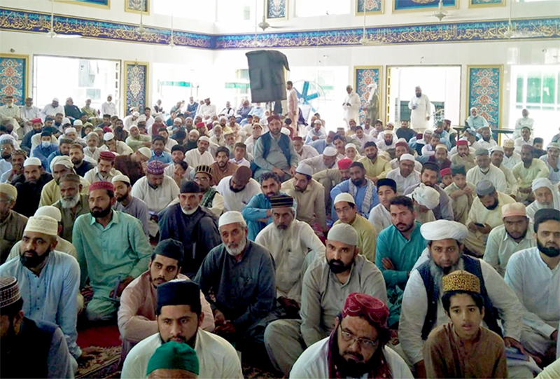 Khurrum Nawaz Gandapur addressing Itikaf City residents