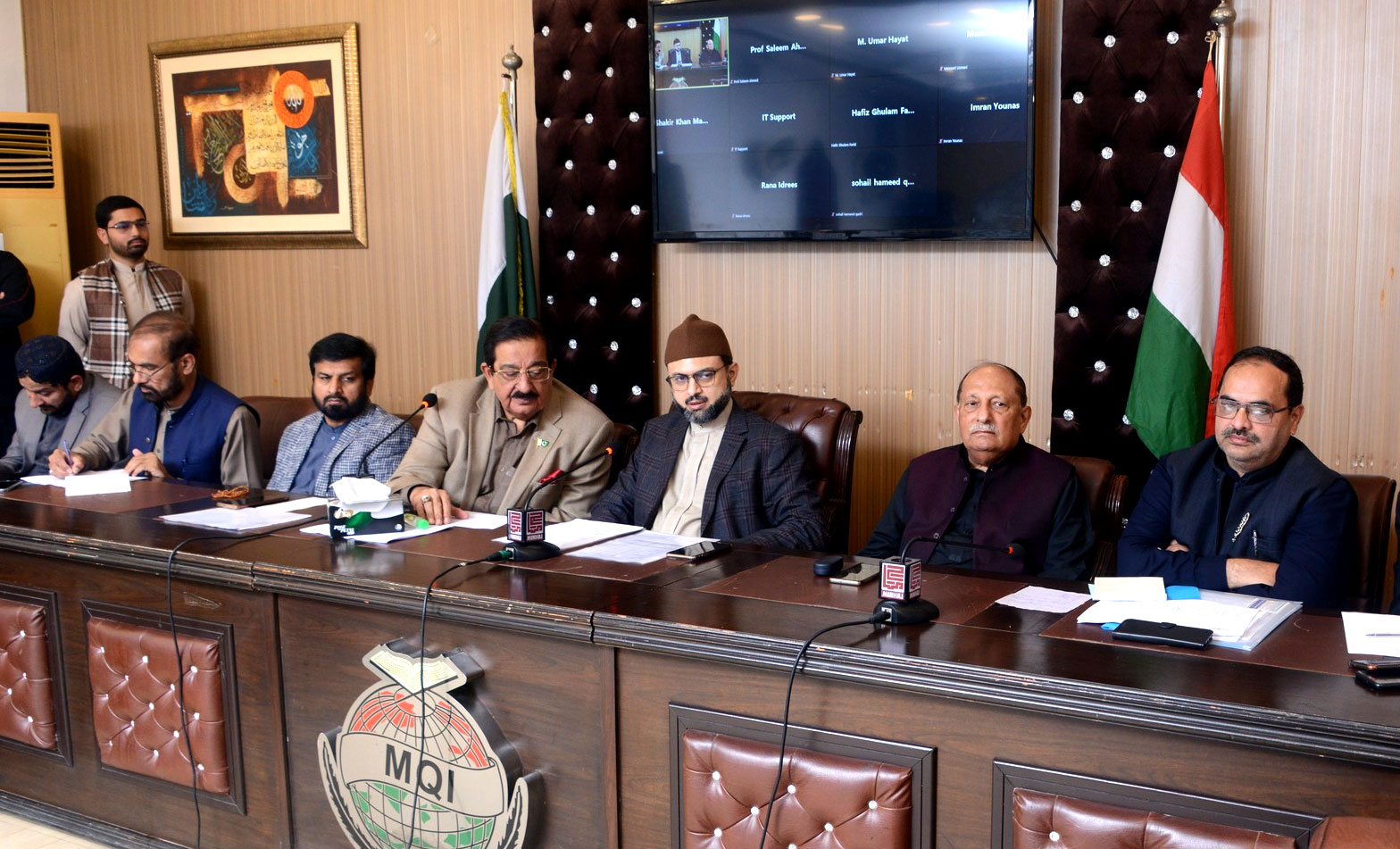 Dr Hassan Qadri meeting in Minhaj ul Quran