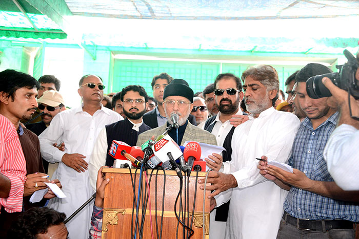 Dr Tahir-ul-Qadri’s arrives in Pakistan to a warm welcome