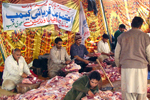 لاہور: عید الاضحیٰ کے موقع پر مریضوں میں کھانے کی تقسیم، منہاج ویلفیئر فاؤنڈیشن (ویمن لیگ)