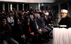 Shaykh-ul-Islam speaks at Peace Conference Sydney, Australia