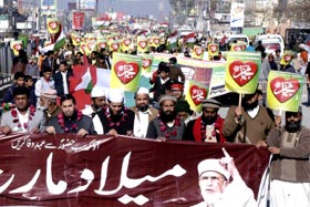 Thousands of youth attend MYL’s Milad March