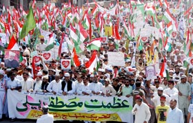 Thousands attend MQI’s ‘Azmat-e-Mustafa Rally (S.A.W.)’ in Faisalabad