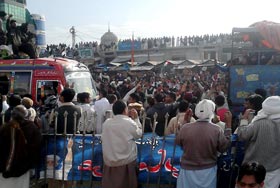لانگ مارچ، اہلیان جہلم کا تاریخی استقبال (لمحہ بہ لمحہ)
