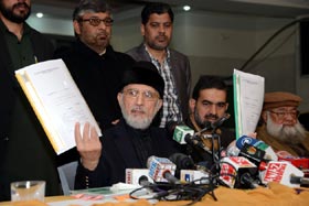 Dr Tahir-ul-Qadri to move petition in Supreme Court for reconstitution of ECP