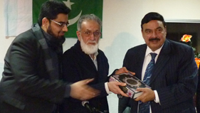 Sheikh Rasheed Ahmad visits MQI London