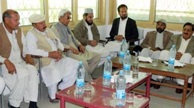 مردان: مرکزی قائدین پاکستان عوامی تحریک کے  اعزاز میں عادل نیاز کا عشائیہ