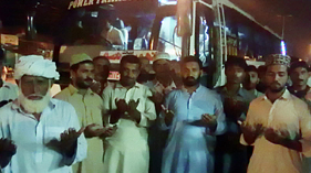 لودھراں: کثیر تعداد میں لوگ اعتکاف بیٹھنے کے لیے لاہور روانہ ہو گئے