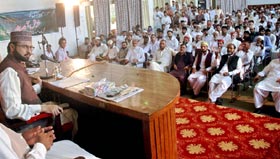 System designed to favour the powerful: Dr Hassan Mohi-ud-Din Qadri addresses Workers Convention