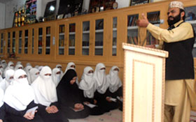 فصیل آباد: جامعہ نوریہ رضویہ گلبرگ میں آئیں حدیث سیکھیں کورس کا انعقاد