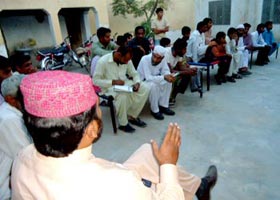 کارنر میٹنگ تحریک منہاج القرآن یونین کونسل ڈھپئی تحصیل نور پور