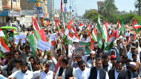 PAT holds protest rally in Dera Ghazi Khan