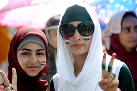ڈان نیوز اردو: پاکستانی عوامی تحریک کی انقلابی خواتین