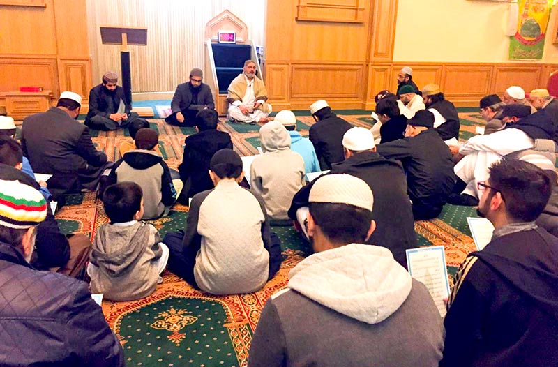 UK: MQI (Ashton-U-L) hosts Ramadan spiritual gathering