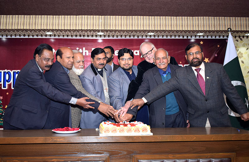 منہاج یونیورسٹی لاہور کے زیراہتمام کرسمس اور سال نو کی تقریب