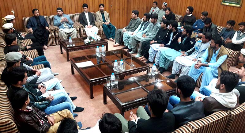 Delegation of students from GB calls on Dr Hussain Mohi-ud-Din Qadri