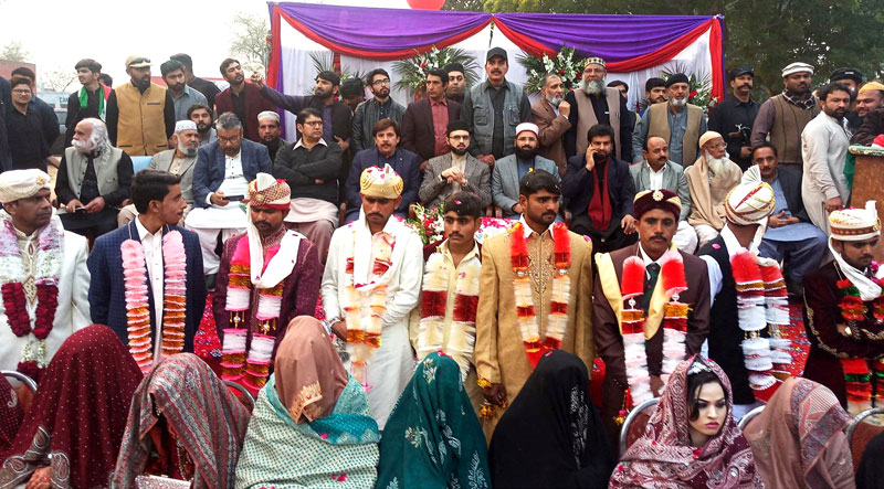 15 couples married off at mass marriage ceremony in Khanqah Dogran
