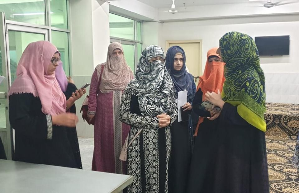 ڈاکٹر فضہ حسین قادری کا خواتین کے شہراعتکاف میں انتظامات کا جائزہ، تیاریاں مکمل