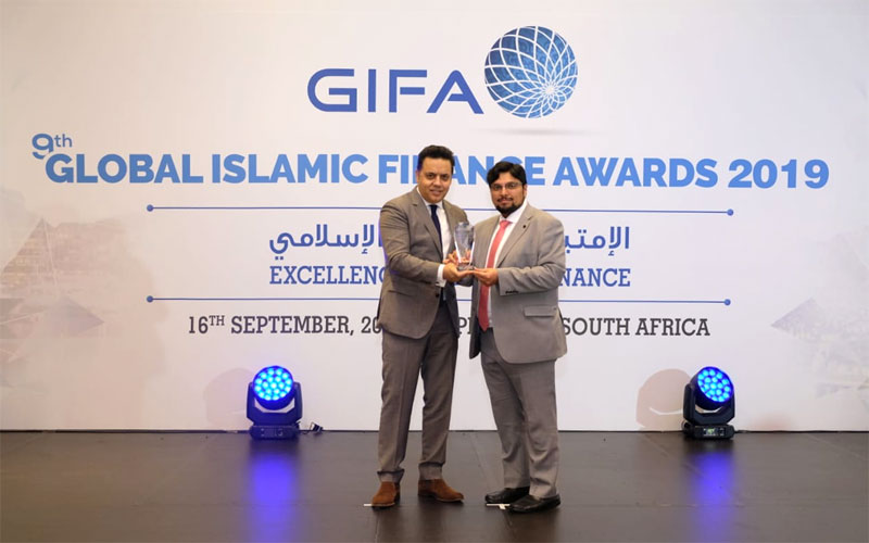 GIFA honours Dr Hussain Mohi-ud-Din Qadri with Global Islamic Award