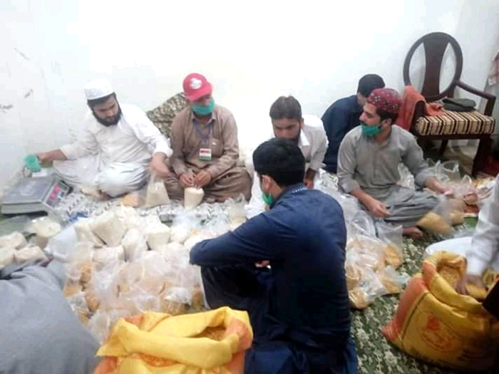 ٹیکسلا (راولپنڈی): منہاج ویلفیئر فاؤنڈیشن کی جانب سے راشن پیکجز کی تقسیم