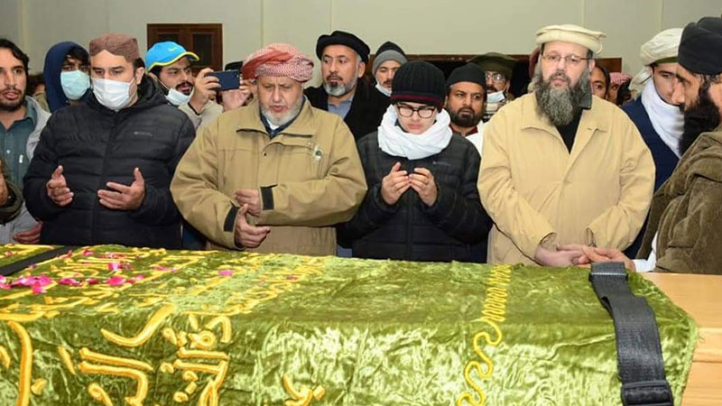 منہاج القرآن کے رہنماؤں کی سیدنا طاہر علاؤالدین القادری ؒکی صاحبزادی کی نماز جنازہ میں شرکت